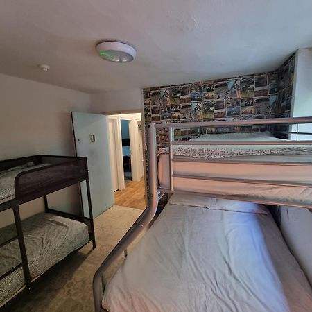 First And Last Youth Hostel 多佛尔 外观 照片